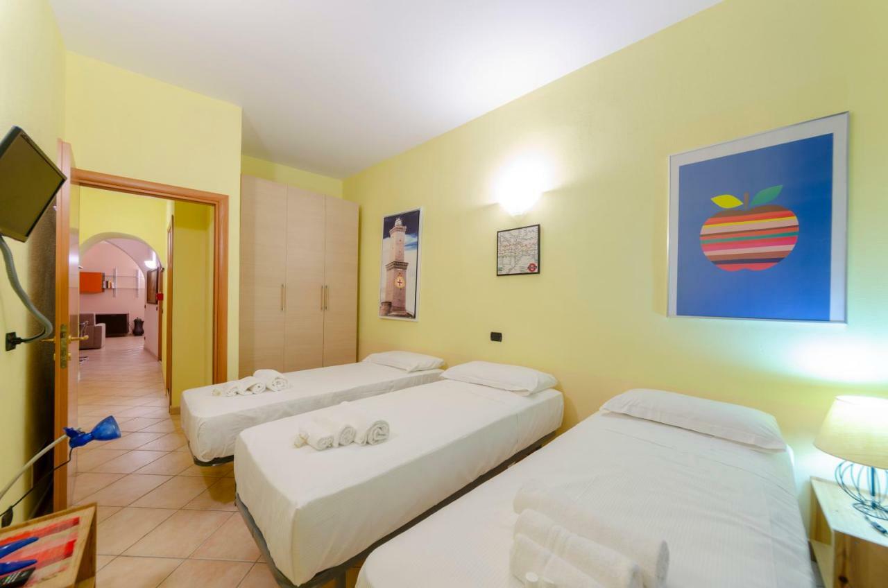 Joivy Warm Family Apt Near Porto Antico Apartamento Génova Exterior foto